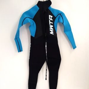 MWTA Wet Suit